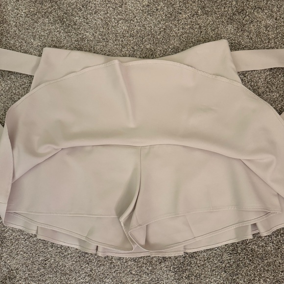 Cream Zara Mini Skort w/ Tie Detail - Picture 3 of 6
